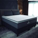 Imagem de Cama Box Casal Queen Colchão Molas Ensacadas Pillow Top Maximus 158x198x67cm Cinza / Preto Gazin - Suporta até 120Kg por Pessoa